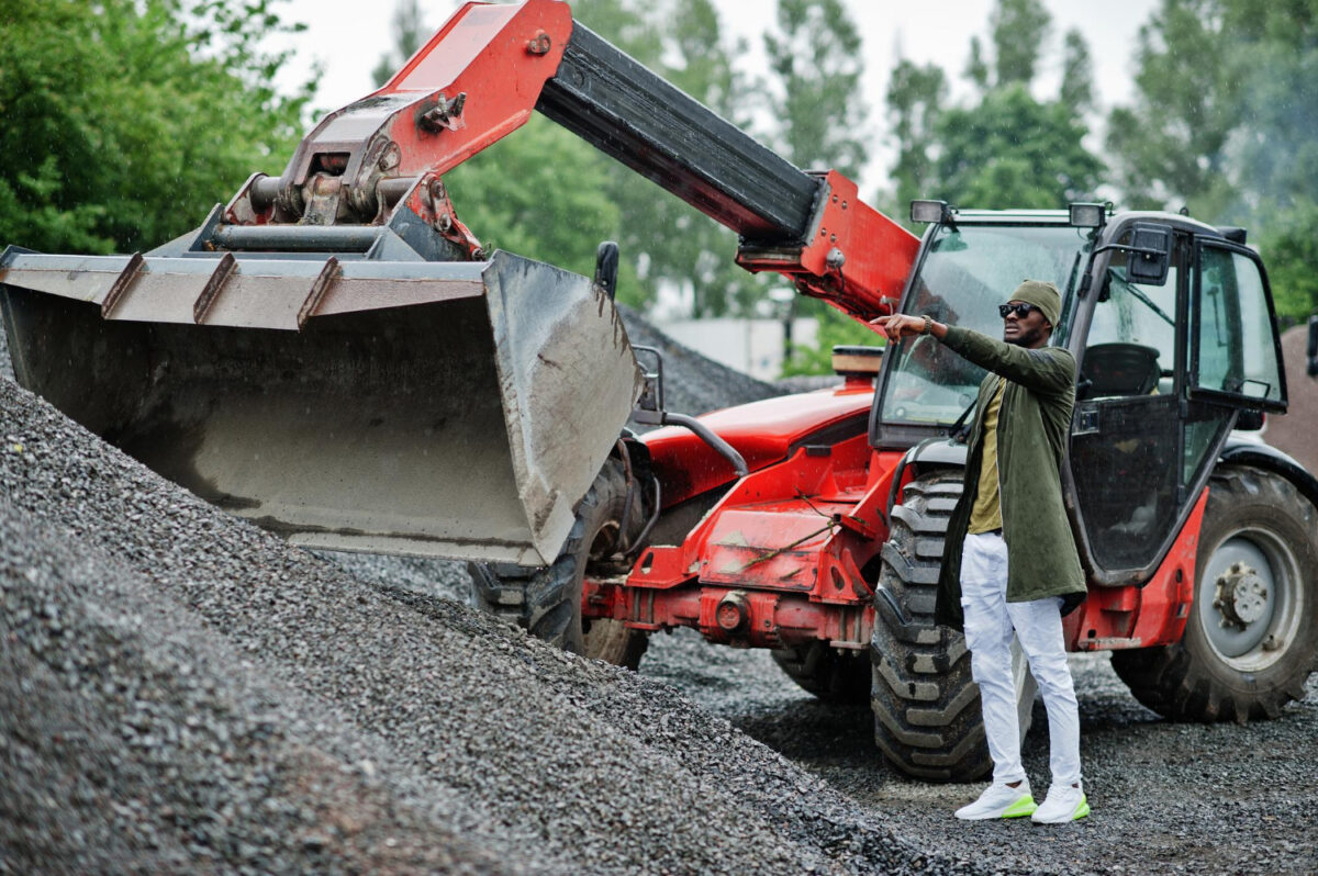 Avant loaders